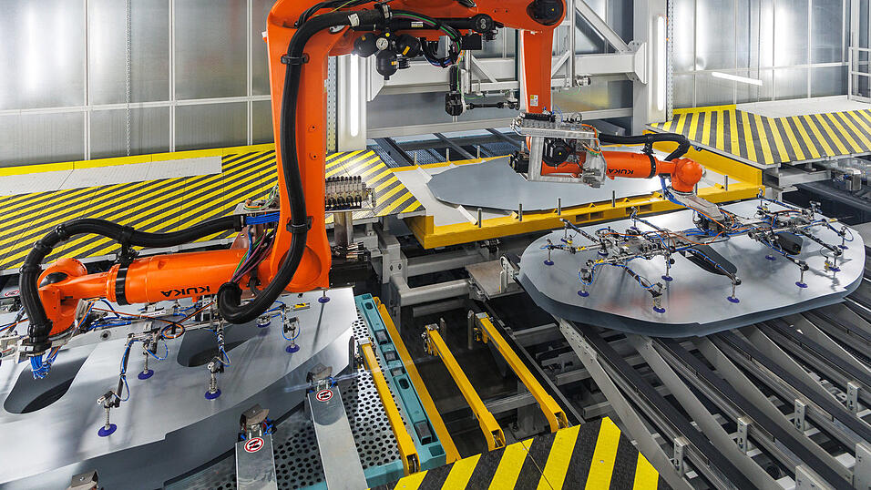 Einblicke in das Presswerk des neuen BMW-Werks in Debrecen (Ungarn). Einblicke in das Presswerk des neuen BMW-Werks in Debrecen (Ungarn).