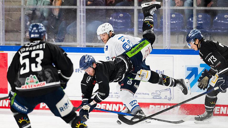 Bei der 0:4-Heimpleite gegen die Adler Mannheim brachten die Straubing Tigers nur selten eine sprichwörtliche Kufe aufs Eis und kassierten die fünfte Niederlage aus den vergangenen sechs Spielen.