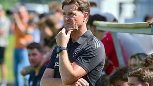 Trotz so manchem skeptischen Blick lobte Seebachs Trainer Wolfgang Beller die Leistung eines jeden Spielers in der Rückrunde. Trotz so manchem skeptischen Blick lobte Seebachs Trainer Wolfgang Beller die Leistung eines jeden Spielers in der Rückrunde.