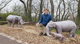 Der Künstler Thomas Lindner ist am 7. Dezember gestorben, der vielseitig engagierte geborene Dresdner prägte mit seinen Metallskulpturen das Stadtbild Erfurts und schuf auch Skulpturen für den Zoo. (Archivbild)