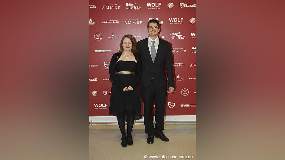 Die Metzgerzunft hat am Samstagabend in die Joseph-von-Fraunhofer-Halle eingeladen. Die Metzgerzunft hat am Samstagabend in die Joseph-von-Fraunhofer-Halle eingeladen.