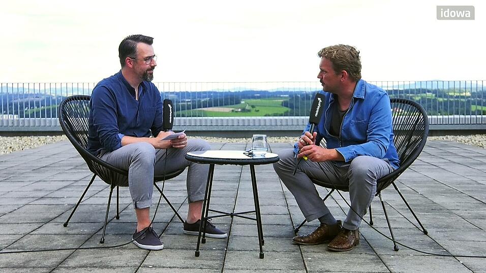 Zu Gast iim Talk bei Niederbayern TV Passau: Sebastian Bezzel.