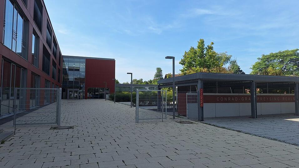 Durch die Umz&auml;unung soll nun mit Verm&uuml;llung und Vandalismus Schluss sein.