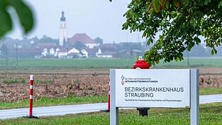 Noch immer sind drei der Flüchtigen auf freiem Fuß, einer sitzt in Österreich in einer Justizvollzugsanstalt. (Archivbild)