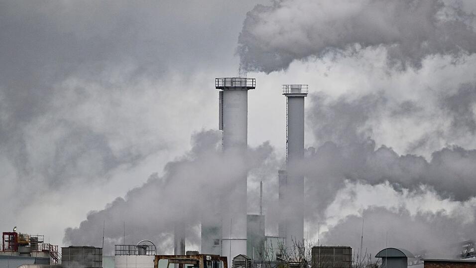 Beim Klimaschutz hat sich die Bundesregierung nicht genug vorgenommen, meinen wichtige Experten. (Archivbild)