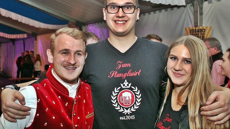 Die besten Bilder vom Wein- und Wei&szlig;bierfest des Burschenvereins Arth und der M&auml;dchengruppe.