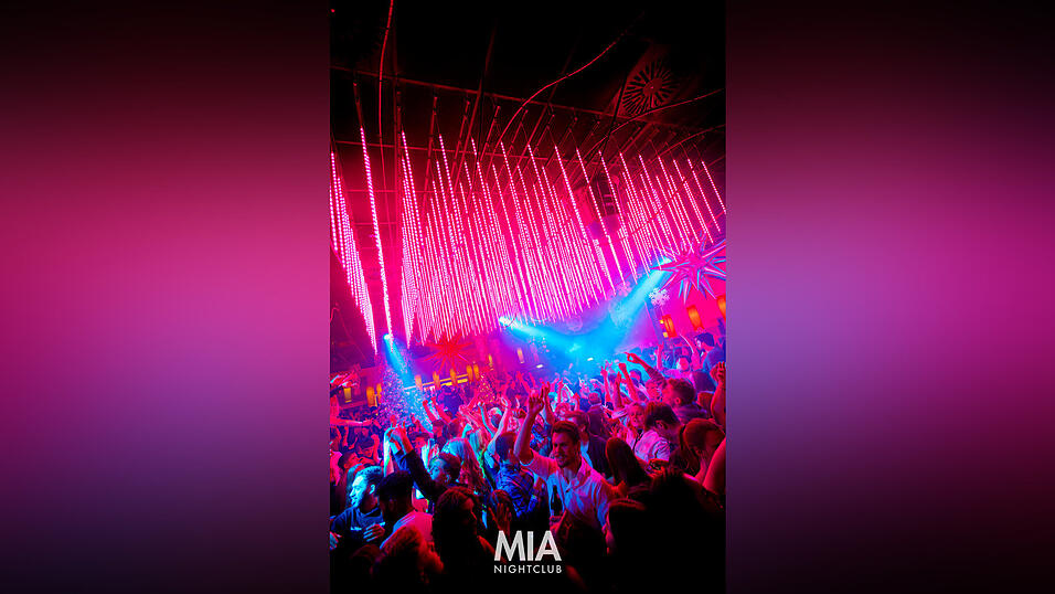 Im Mia Nightclub wurde unter dem Motto &bdquo;X-Mas Clubbing&ldquo; bis sp&auml;t in die Nacht gefeiert.