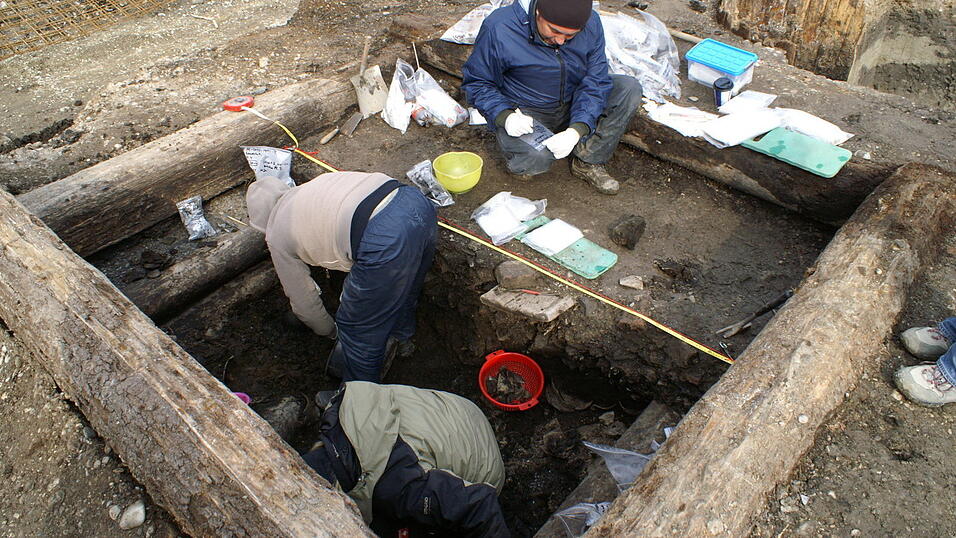 Aufregende Funde machten die Arch&auml;ologen am Kollerparkplatz. (Fotos: r&uuml;d)