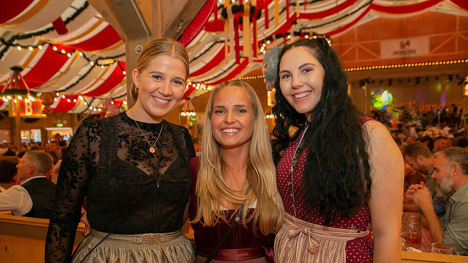 Die Partybilder vom Samstag, 13. August 2022, aus dem Festzelt Krönner.