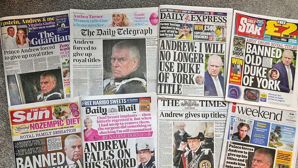 Die britischen Medien titeln allesamt mit der Bekanntgabe von Prinz Andrew.