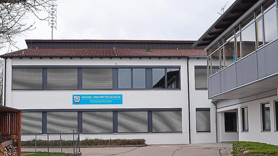 Im neuen Schuljahr hat die Mittelschule nur noch zwei Klassen. Im neuen Schuljahr hat die Mittelschule nur noch zwei Klassen.