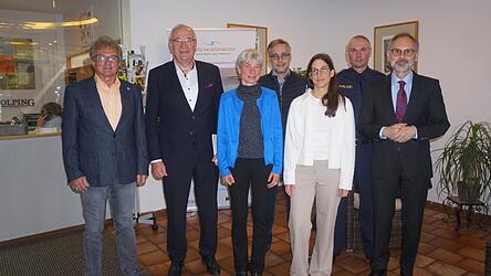 Die Akteure der Präventionstage wollen Aufklärung bei Jugendlichen im Umgang mit dem Smartphone leisten, damit sie nicht zu Tätern in der digitalen Welt werden. Die Akteure der Präventionstage wollen Aufklärung bei Jugendlichen im Umgang mit dem Smartphone leisten, damit sie nicht zu Tätern in der digitalen Welt werden.