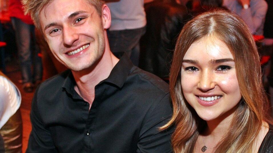 Die Fr&uuml;hjahrsdult 2017 in Landshut neigt sich dem Ende entgegen. Grund genug, noch einmal richtig in den Bierzelten zu feiern - abgerundet vom traditionellen Feuerwerk.