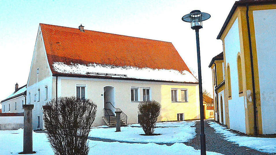 Das S&uuml;nchinger Pfarrhaus wird renoviert und dann Sitz eines Seelsorgers sein.