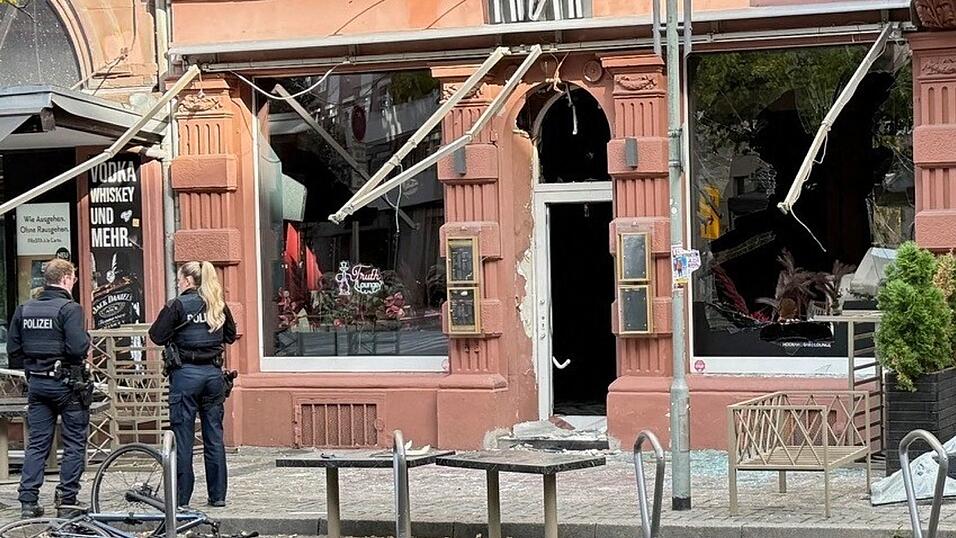 Großen Schaden richtete die Explosion an der Zeil in Frankfurt an. Großen Schaden richtete die Explosion an der Zeil in Frankfurt an.