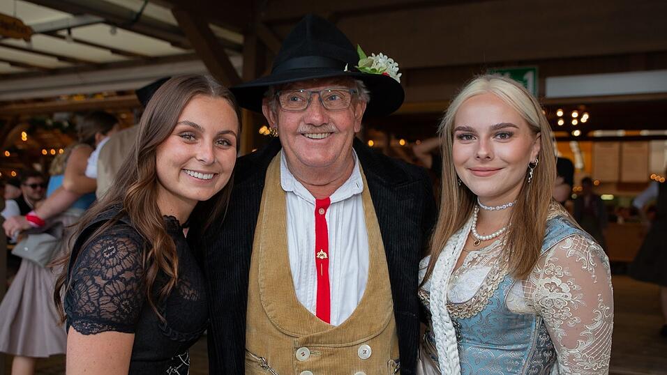 Die Partybilder vom Freitag, 12. August 2022, aus dem Festzelt Nothaft.