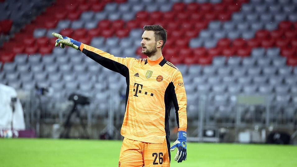 Weil Manuel Neuer wohl in den kommenden vier bis sechs Wochen ausfällt, darf sich Ersatzmann Sven Ulreich (im Bild) im Bayern-Tor beweisen. In einer wichtigen Saisonphase steht der 33-Jährige damit ein Stück weit unter Druck. Der Ausfall von Neuer ist für Ulreich aber auch eine große Chance. Weil Manuel Neuer wohl in den kommenden vier bis sechs Wochen ausfällt, darf sich Ersatzmann Sven Ulreich (im Bild) im Bayern-Tor beweisen. In einer wichtigen Saisonphase steht der 33-Jährige damit ein Stück weit unter Druck. Der Ausfall von Neuer ist für Ulreich aber auch eine große Chance.