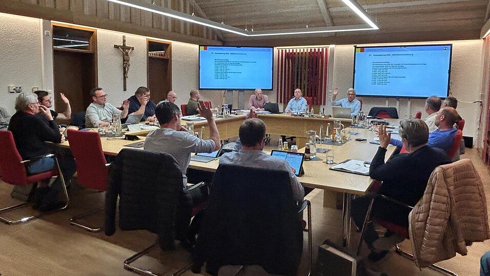 Die Haushaltssatzung 2026 hat der Gemeinderat Ro&szlig;bach in der letzten Sitzung der laufenden Legislatur einstimmig beschlossen.