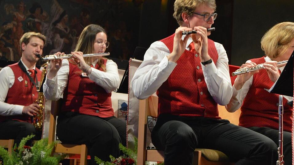 Die Bilder vom Fr&uuml;hjahrskonzert der Stadtkapelle Landshut.
