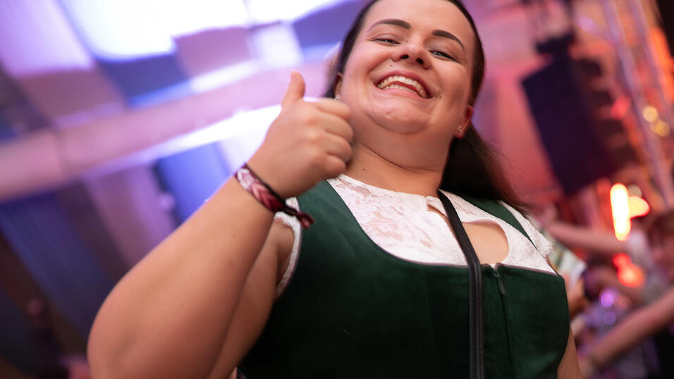 Die Partybilder vom Freitag, 8. August, aus dem Festzelt Wenisch. Die Partybilder vom Freitag, 8. August, aus dem Festzelt Wenisch.
