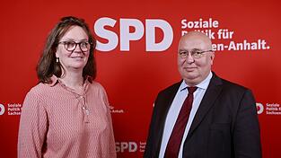Die SPD-Landeschefs Juliane Kleemann und Andreas Schmidt laden zu Gesprächen ein. (Archivbild) Die SPD-Landeschefs Juliane Kleemann und Andreas Schmidt laden zu Gesprächen ein. (Archivbild)