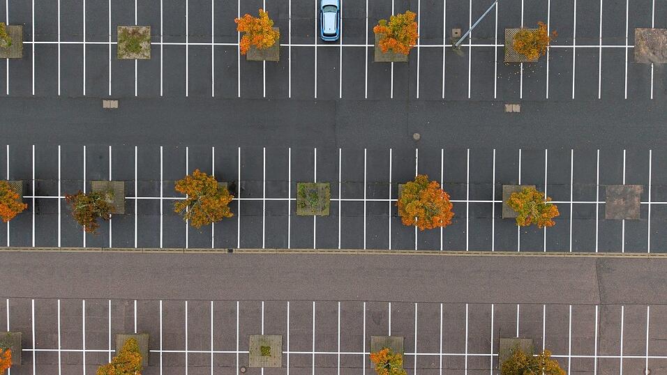 Die für Deutschland wichtige Automobilbranche steckt in der Krise. (Symbolbild)