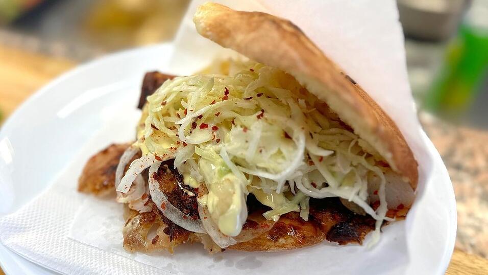 Neun Euro kostet der Spargeld&ouml;ner bei Elif G&uuml;l in Abensberg.