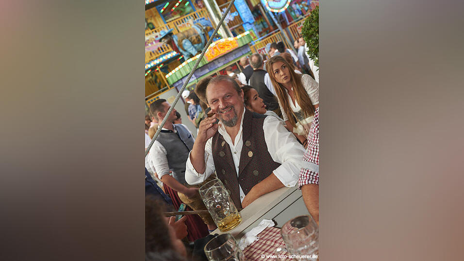 Die Partybilder vom Freitag, 12. August 2022, aus dem Festzelt Lechner.