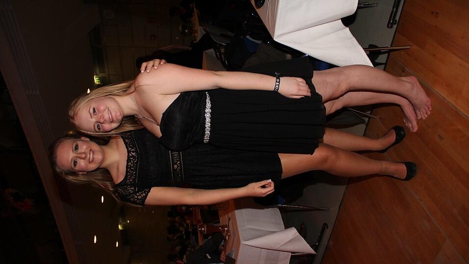 Die Bilder vom Abschlussball der Tanzschule Seidel in der Fraunhofer-Halle am 28. November. Die Bilder vom Abschlussball der Tanzschule Seidel in der Fraunhofer-Halle am 28. November.