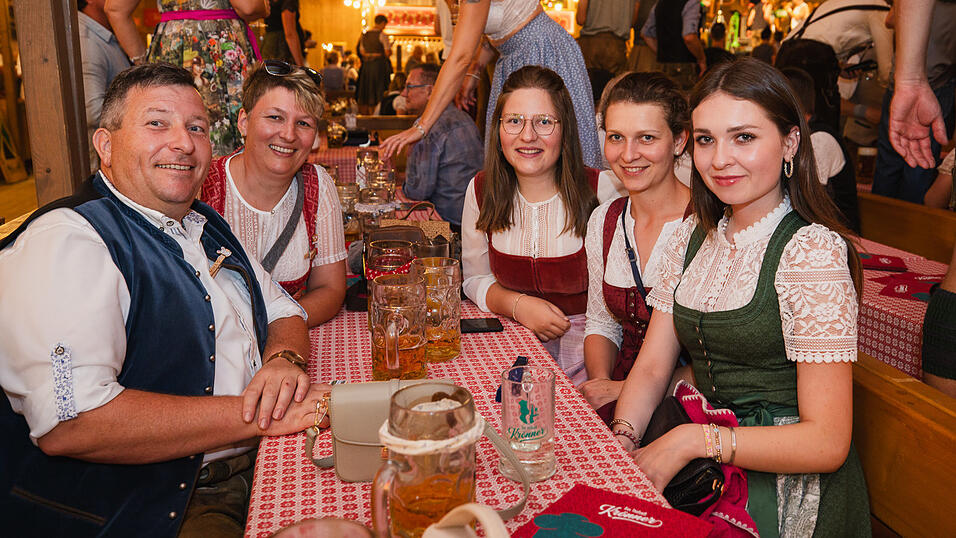 Die Partybilder vom Sonntag, 18. August, aus dem Festzelt Kr&ouml;nner.