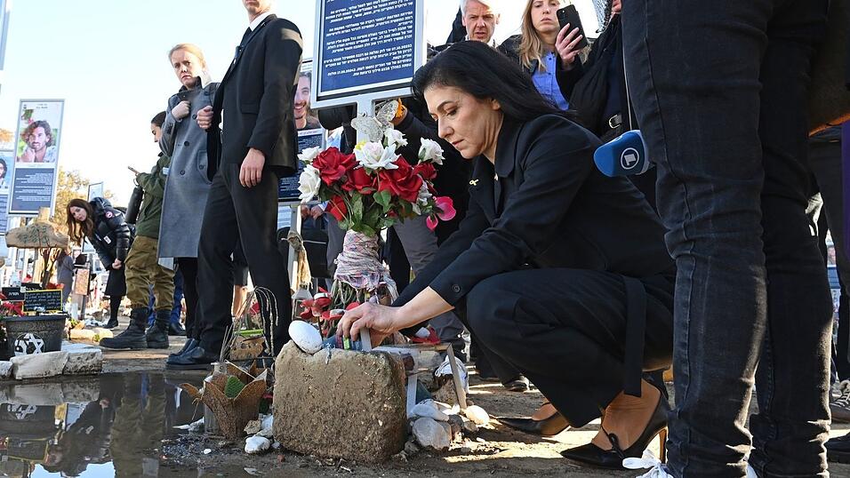 Bewegender Termin zum Abschluss der Reise. Bewegender Termin zum Abschluss der Reise.