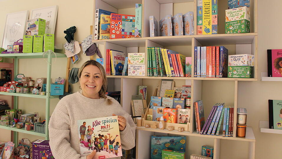 Viele, die vor Weihnachten in den Kinderladen R&auml;uber und Komplizen kommen, wollen Kinderb&uuml;cher verschenken.