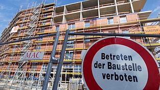 Die Grünen im bayerischen Landtag wollen Wohnen im Freistaat erschwinglicher machen (Archivbild).