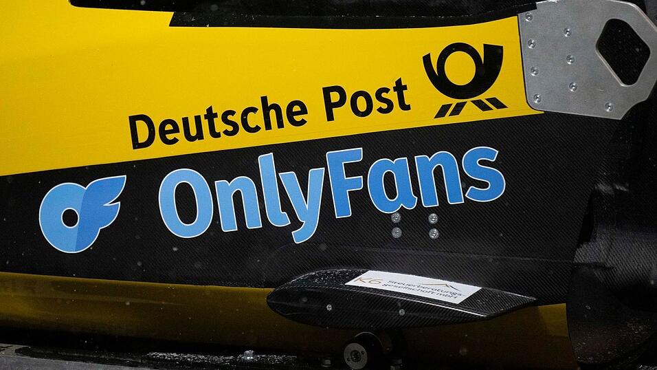 Auch auf dem Bob von Lisa Buckwitz wird für die Erotik-Plattform geworben. (Archivbild) Auch auf dem Bob von Lisa Buckwitz wird für die Erotik-Plattform geworben. (Archivbild)