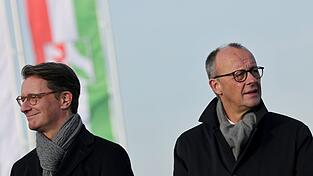 Wüst wurde in der seit tagenden wabernden Debatte als möglicher Ersatzkanzler genannt. (Archivbild) Wüst wurde in der seit tagenden wabernden Debatte als möglicher Ersatzkanzler genannt. (Archivbild)