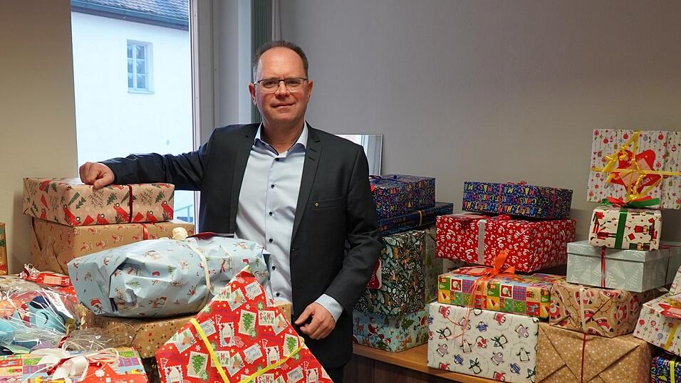 Martin Hohenberger vom Kreis-Caritasverband Landau freut sich über den großen Erfolg der Aktion. Martin Hohenberger vom Kreis-Caritasverband Landau freut sich über den großen Erfolg der Aktion.