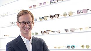 Marc Fielmann leitet seit November 2019 allein die Augenoptiker-Kette Fielmann. (Produktion)