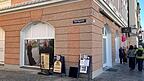Ende August schloss an der Ecke Theresienplatz/Aprilgasse nach über 20 Jahren Nanu Nana. Bereits im November soll es eine Neueröffnung geben. Ende August schloss an der Ecke Theresienplatz/Aprilgasse nach über 20 Jahren Nanu Nana. Bereits im November soll es eine Neueröffnung geben.