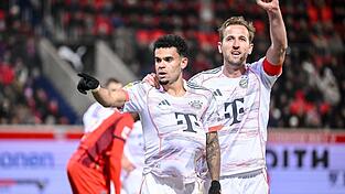 Zeigten eine famose vorige Saison im Bayern-Angriff: Luiz Diaz (links) und Torjäger Harry Kane. (Archivbild) Zeigten eine famose vorige Saison im Bayern-Angriff: Luiz Diaz (links) und Torjäger Harry Kane. (Archivbild)