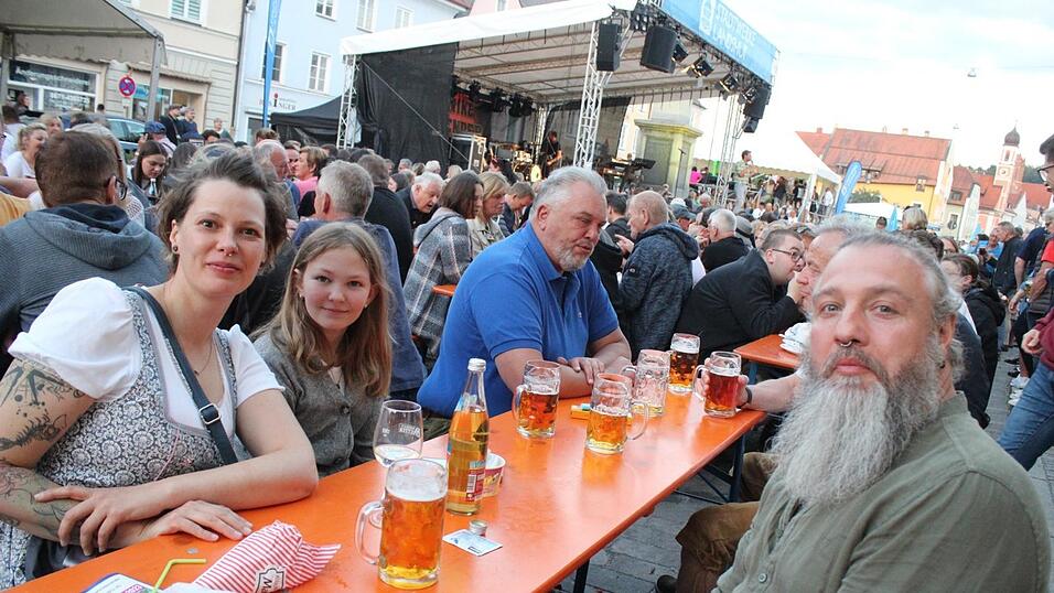 Das Bismarckplatzfest in Landshut war auch am Samstag gut besucht.
