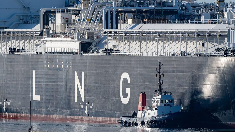 Am Mittwoch ankerten zahlreiche LNG-Tanker vor Katar im Persischen Golf. (Symbolbild)