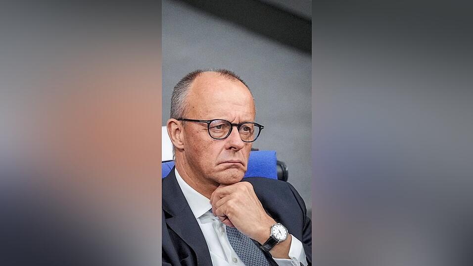 Die Bundesländer ziehen beim Sparkurs des Kanzlers nicht mit - im Streit um den EU-Haushalt gerät Friedrich Merz zwischen die Fronten. Die Bundesländer ziehen beim Sparkurs des Kanzlers nicht mit - im Streit um den EU-Haushalt gerät Friedrich Merz zwischen die Fronten.