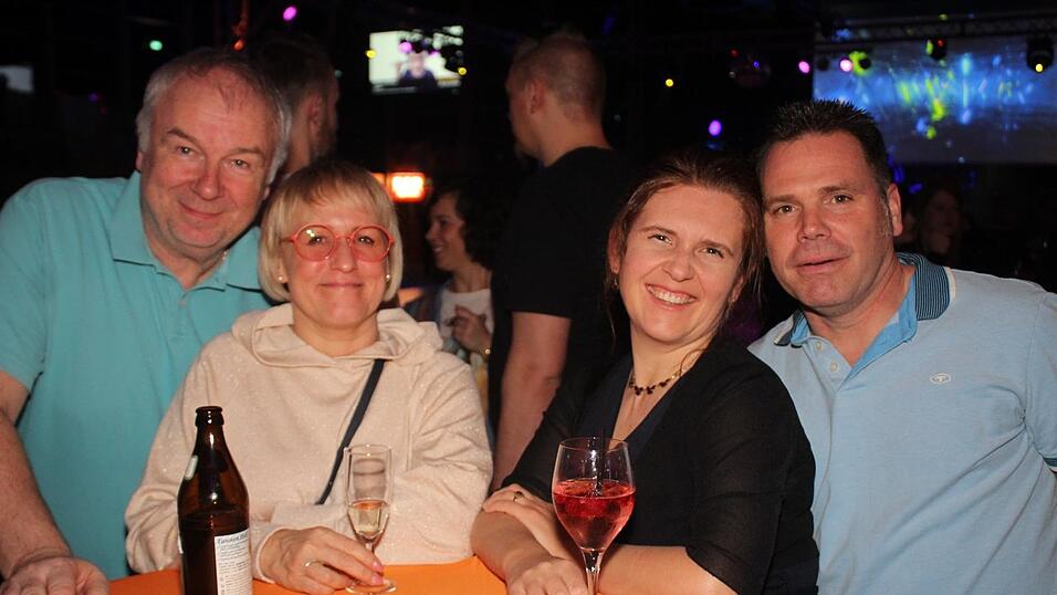 Auf der Eskara &Uuml;30-Party in Essenbach war wieder viel los.