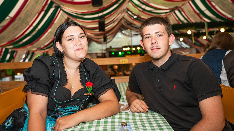 Die Partybilder vom Montag, 17. August, aus dem Festzelt Weckmann. Die Partybilder vom Montag, 17. August, aus dem Festzelt Weckmann.
