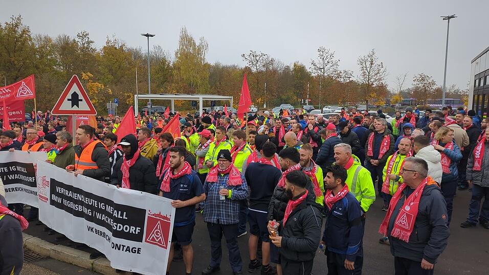 Eindrücke vom Demozug in Regensburg. Eindrücke vom Demozug in Regensburg.