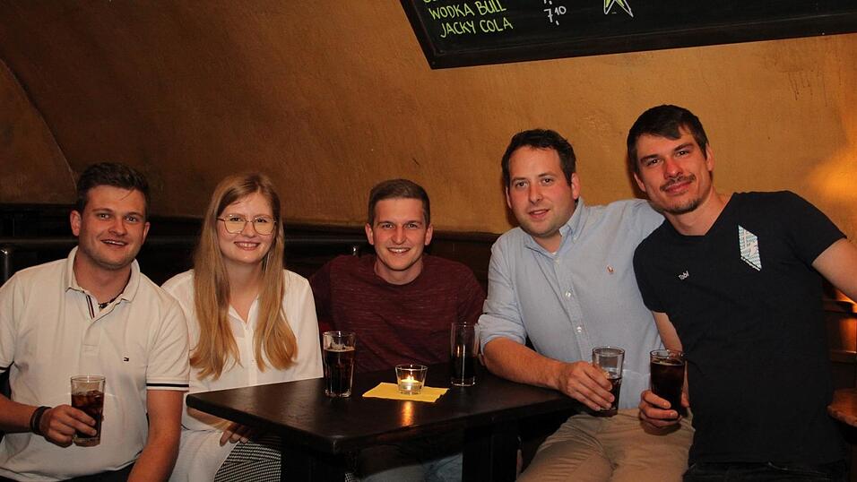 So wurde am Samstag, 23. Oktober, im Beatschuppen in Landshut gefeiert - die Partybilder. So wurde am Samstag, 23. Oktober, im Beatschuppen in Landshut gefeiert - die Partybilder.
