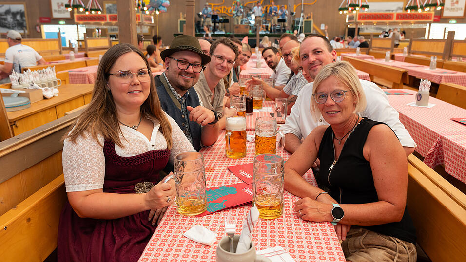 Die Partybilder vom Montag, 12. August 2024, aus dem Festzelt Kr&ouml;nner.