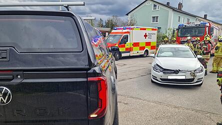 Beim Unfall im Bereich M&uuml;hlstra&szlig;e/Dorfstra&szlig;e in Pilsting wurde am Sonntagnachmittag gl&uuml;cklicherweise niemand verletzt.&nbsp;