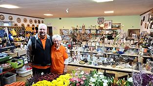 Irmi und Bernhard Goth haben zusammen mit ihrem „Hausflohmarkt-Team mit Herz“ wieder ein grandioses Event zur Spendensammlung auf die Beine gestellt.