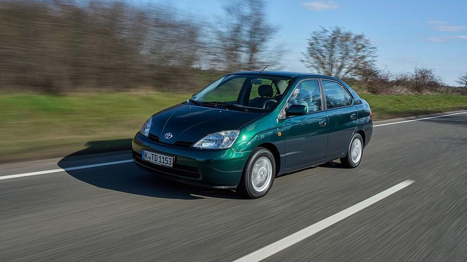 H&auml;ssliches Entlein und Elektro-Pionier: Ob man das Design des Toyota Prius nun mag, bleibt Geschmacksache. Seine Vorreiterrolle in Sachen Elektromobilit&auml;t ist aber unbestritten. (Archivbild)